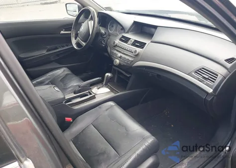 2011 Honda Accord 2.4 Se from USA, damaged, VIN 1HGCP2F60BA115762